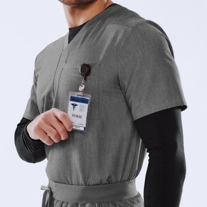 Fabletics Helix 1-Pocket Scrub Top in Heather Grey NEW